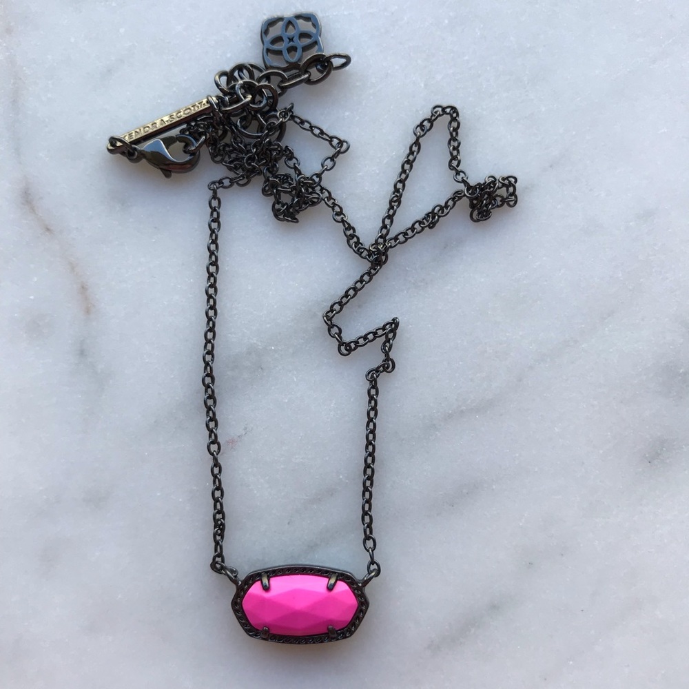 Kendra Scott Elisa in gunmetal and magenta